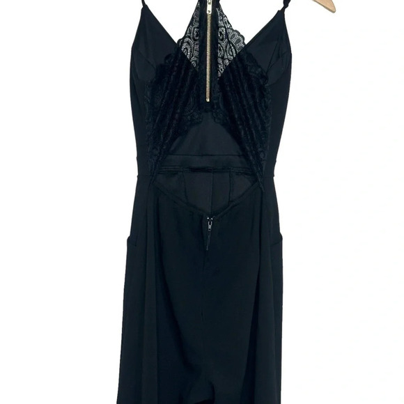 Emerald Sundae S black molded cup halter neck lace‎ cut out back jumpsuit - Picture 5 of 7